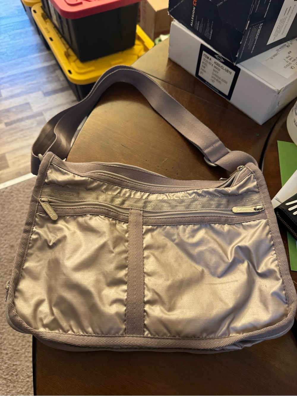 LeSportsac Everyday Bag champagne gold purse crossbody shoulder